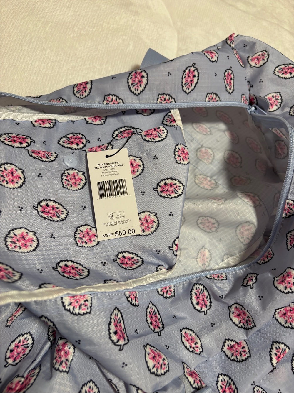 NWT Vera Bradley Ripstop Packable Duffel Bag in Light Blue Magnifique Leaf - Picture 4 of 7